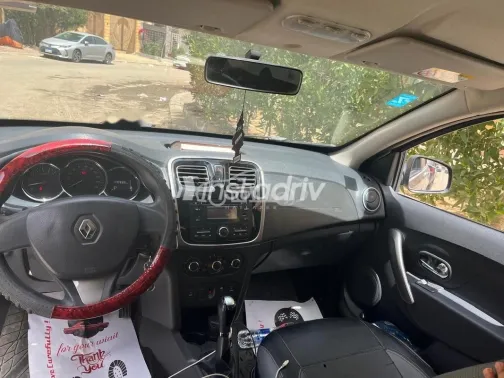 Renault Sandero 2015 Champagne Used for Sale - 3