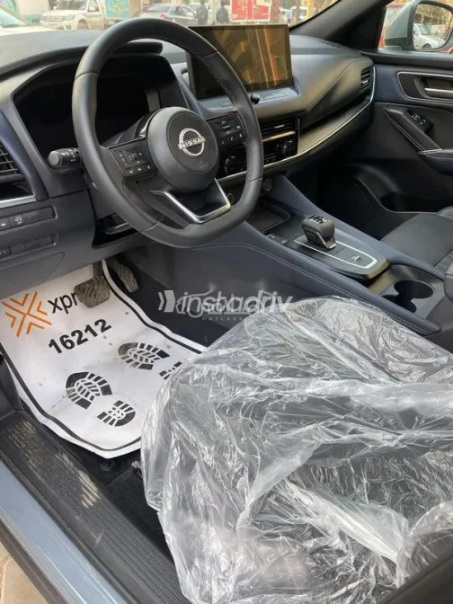 نيسان قشقاي 2025 أبيض مستعملة للبيع - 10