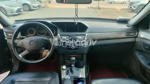 Mercedes E 250 2010 Black Used for Sale - 5