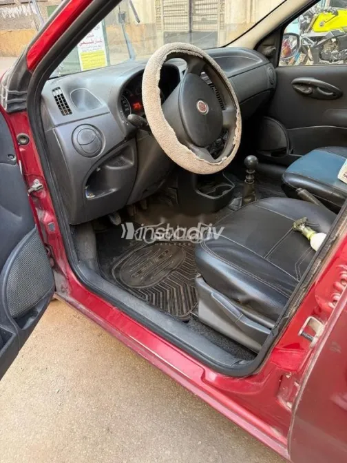 Fiat Punto 2011 Red Used for Sale - 4