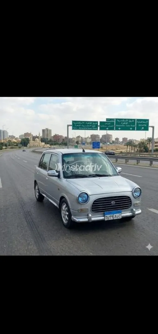 دايهاتسو ميرا 2000 رمادي مستعملة للبيع - 3