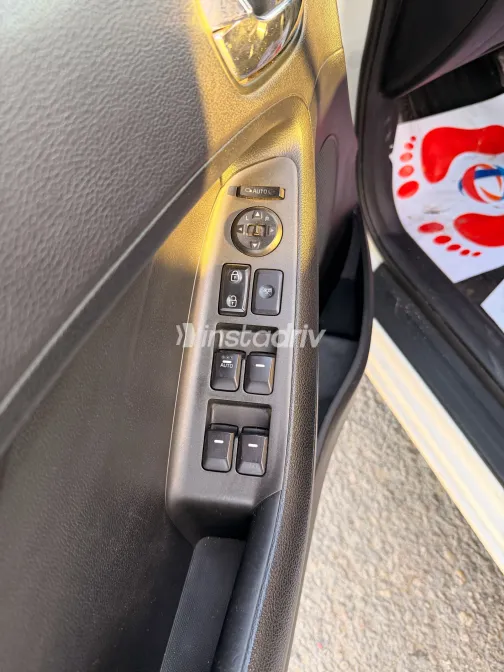 Kia K3 2015 White Used for Sale - 2