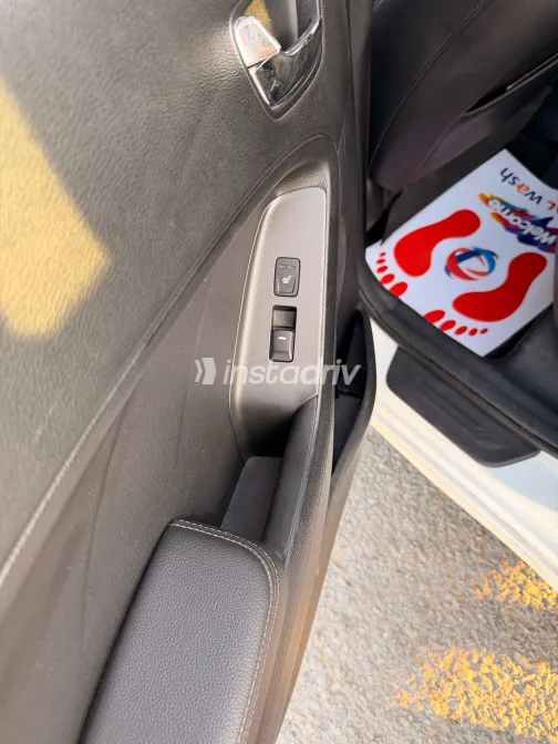 Kia K3 2015 White Used for Sale - 6