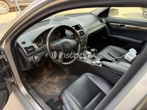 Mercedes C 200 2009 White Used for Sale - 6