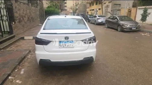 شانجان V7 2016 أبيض مستعملة للبيع - 2