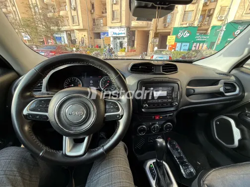 Jeep Renegade 2016 Black Used for Sale - 1