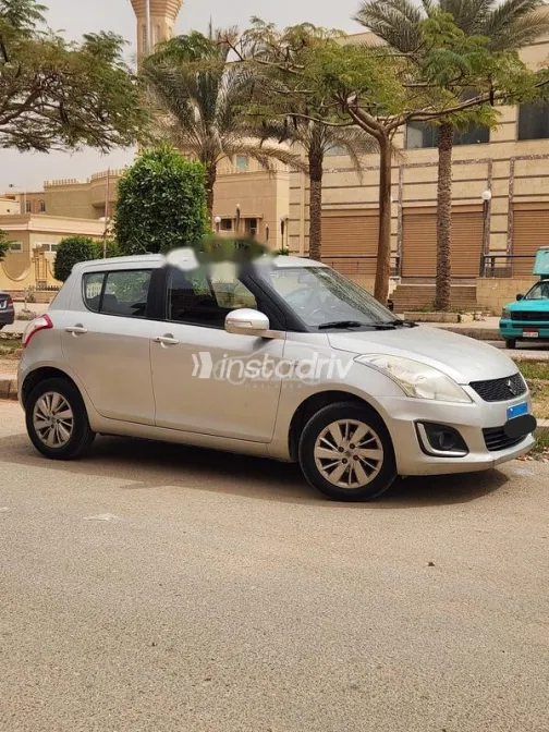 Suzuki Swift 2016 Silver Used for Sale - 2