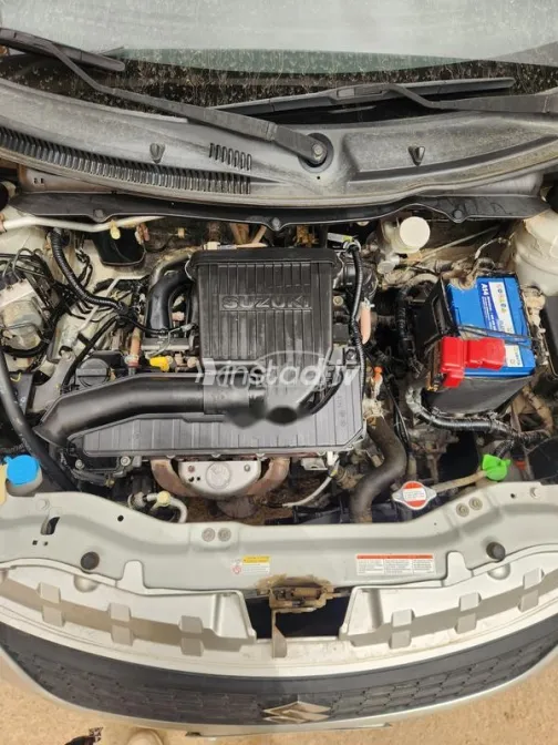 Suzuki Swift 2016 Silver Used for Sale - 3