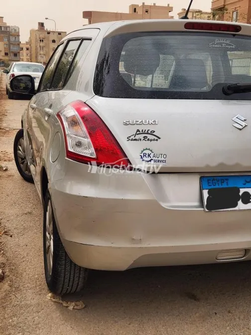 Suzuki Swift 2016 Silver Used for Sale - 6