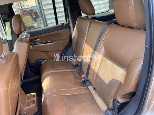 Jeep Grand Cherokee 2012 Gold Used for Sale - 6