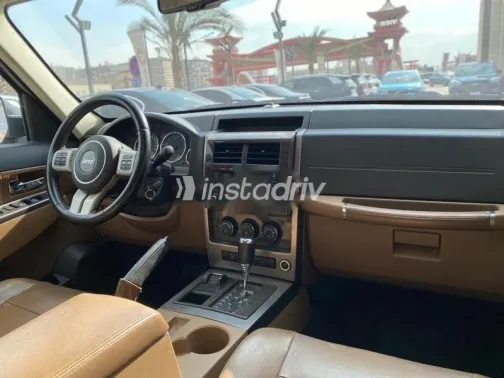 Jeep Grand Cherokee 2012 Gold Used for Sale - 8