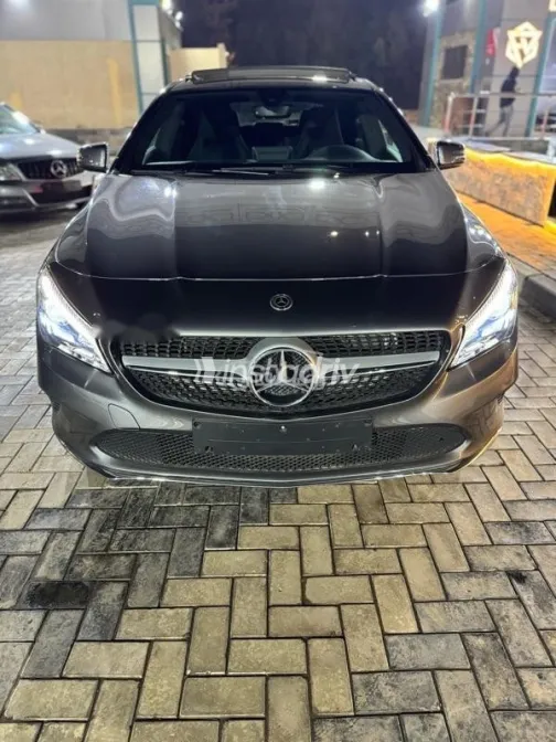 مرسيدس CLA 180 2019 رمادي مستعملة للبيع - 1