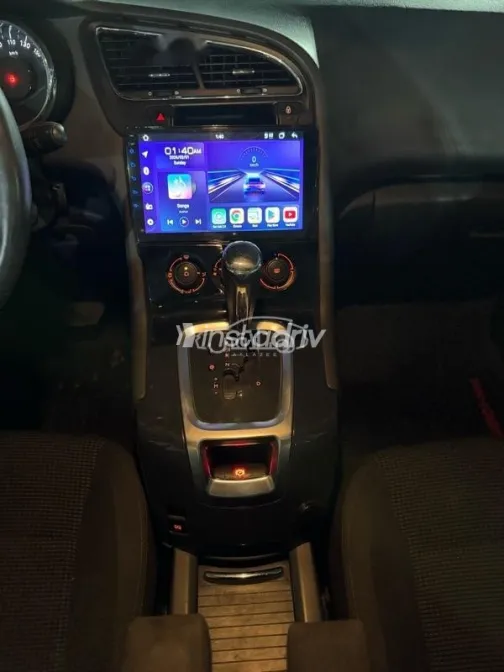 Peugeot 5008 2017 Gold Used for Sale - 7