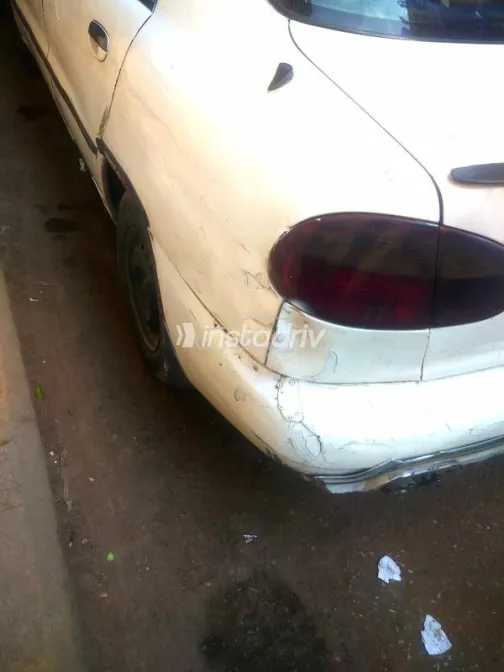 دايو لانوس 2000 أبيض مستعملة للبيع - 3