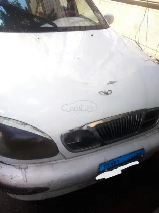 دايو لانوس 2000 أبيض مستعملة للبيع