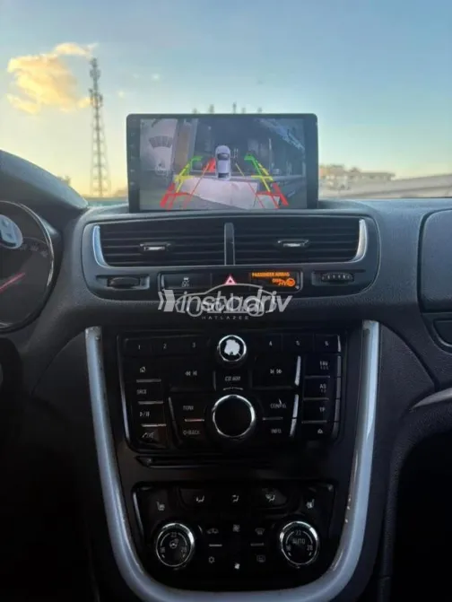 Opel Mokka 2016 Red Used for Sale - 8