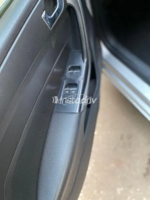 شيرى اريزو 5 2021 فضي مستعملة للبيع - 9