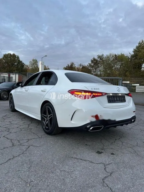 مرسيدس C 200 2025 أبيض مستعملة للبيع - 3