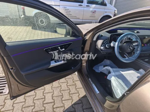 Mercedes E 200 2024 Brown Used for Sale - 3