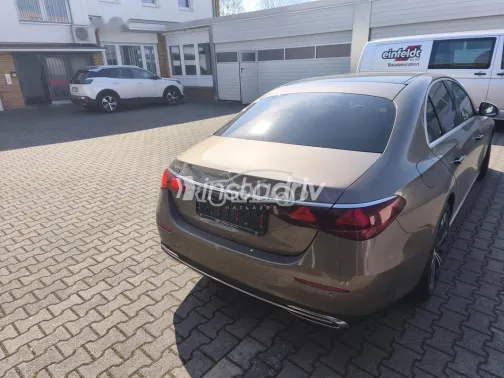 Mercedes E 200 2024 Brown Used for Sale - 5
