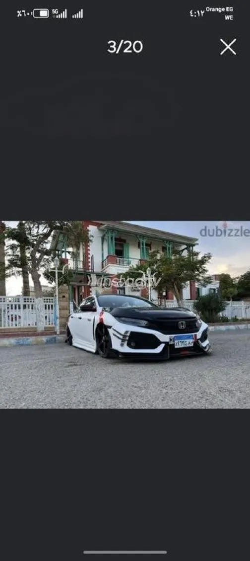 Honda Civic 2019 White Used for Sale - 3