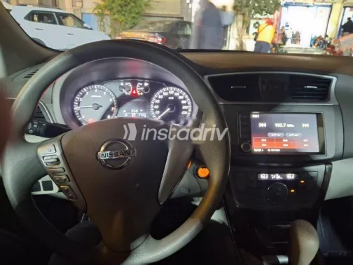 نيسان سنترا 2025 بني مستعملة للبيع - 5