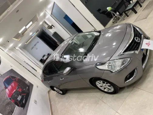 نيسان صنى 2022 رمادي مستعملة للبيع - 4