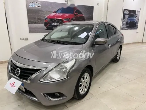 نيسان صنى 2022 رمادي مستعملة للبيع - 5