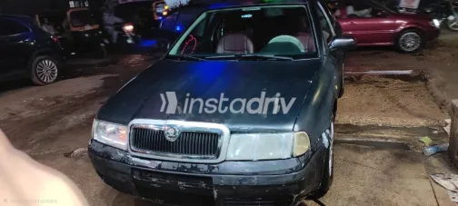 سكودا اوكتافيا A4 2004 أسود مستعملة للبيع - 2