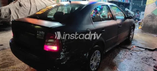 سكودا اوكتافيا A4 2004 أسود مستعملة للبيع - 5