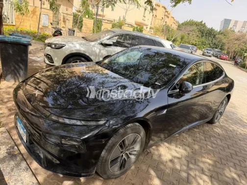 Xpeng P7 2025 White Used for Sale - 4