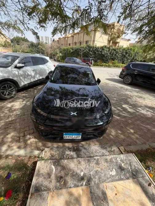 Xpeng P7 2025 White Used for Sale - 6