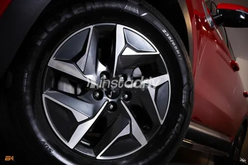 Kia Sorento 2023 Red Used for Sale - 5