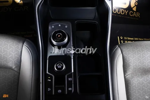 Kia Sorento 2023 Red Used for Sale - 8