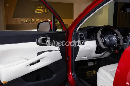 Kia Sorento 2023 Red Used for Sale - 9