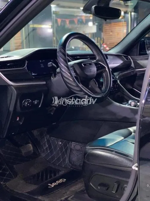 جيب جراند شيروكي 2025 أسود مستعملة للبيع - 5