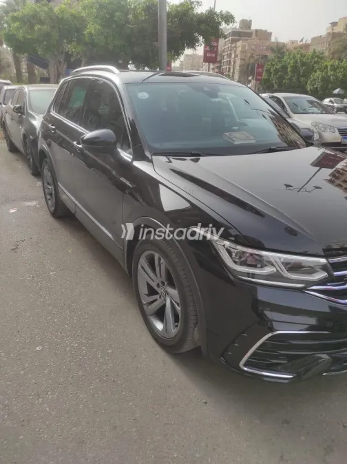 Volkswagen Tiguan 2021 White Used for Sale - 4