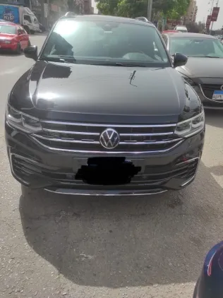 Volkswagen Tiguan 2021 White Used for Sale