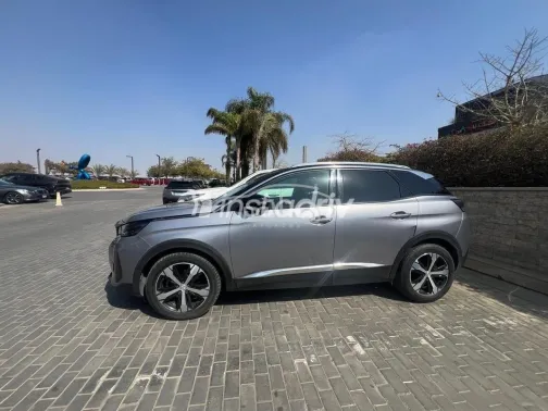 بيجو 3008 2023 أبيض مستعملة للبيع - 2