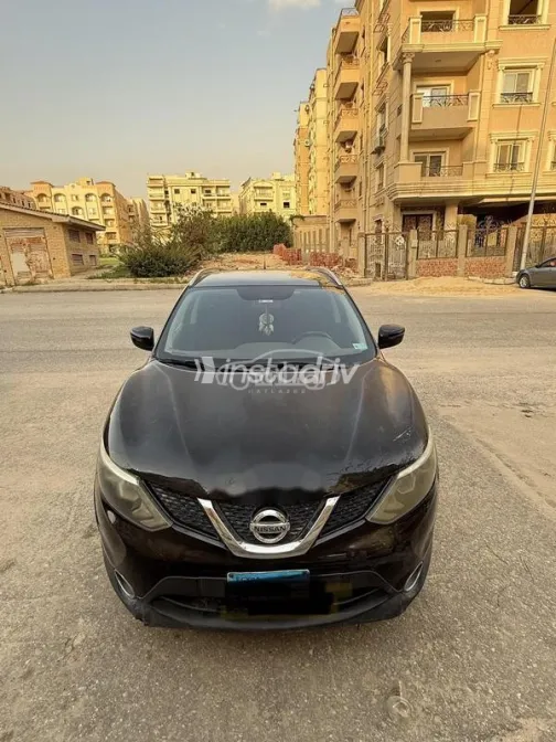 نيسان قشقاي 2016 أسود مستعملة للبيع - 1