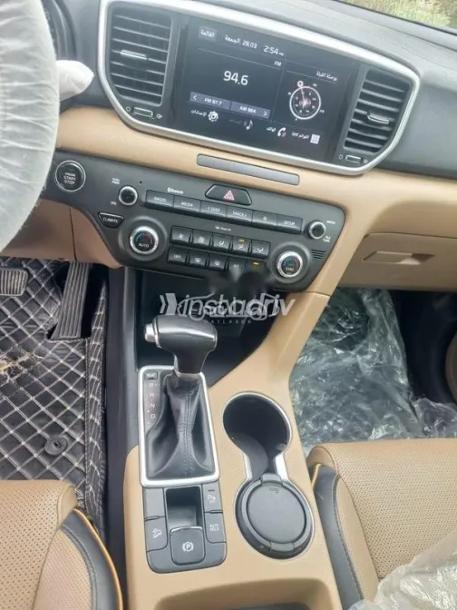 Kia Sportage 2021 Petroleum Used for Sale - 5