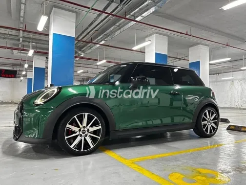 مينى جون كوبر 2023 أخضر مستعملة للبيع - 9