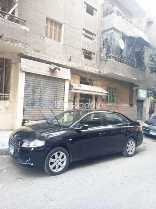 بيجو 301 2014 أسود مستعملة للبيع - 2