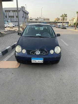 فولكس فاغن بولو 2003 أزرق مستعملة للبيع