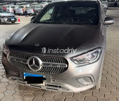 مرسيدس GLA 200 2022 أبيض مستعملة للبيع - 4
