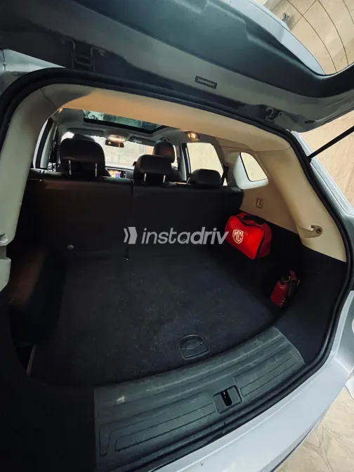 MG Rx5 2022 White Used for Sale - 4