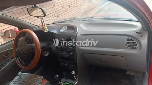 كيا ريو 2001 أبيض مستعملة للبيع - 5