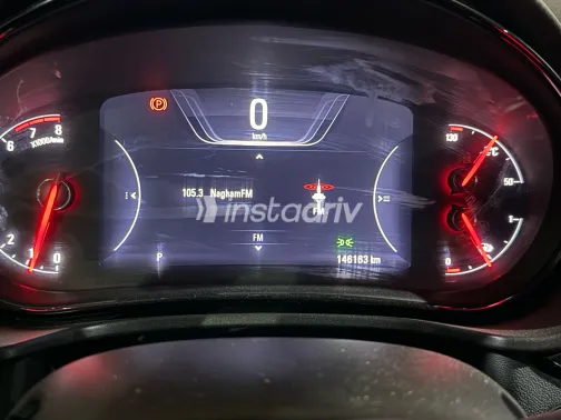 Opel Insignia 2017 White Used for Sale - 5