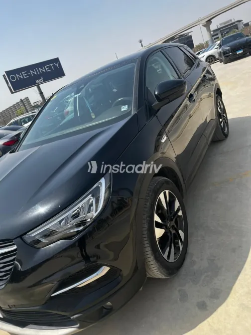 Opel Grandland 2021 White Used for Sale - 3