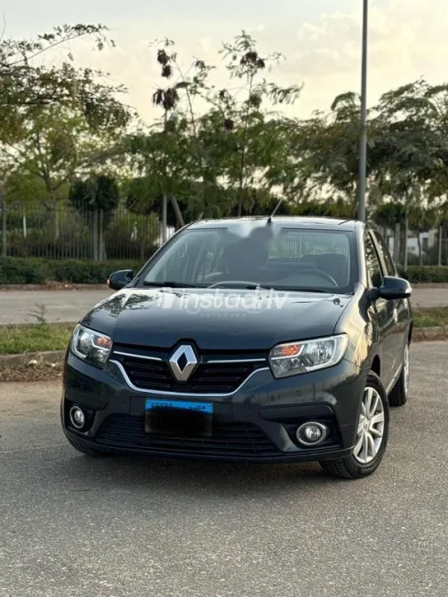 رينو لوجان 2022 أبيض مستعملة للبيع - 5